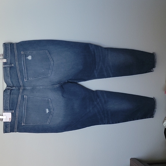 Lane Bryant Versatile high rise skinny signature fit NWT size 28 - Picture 9 of 12